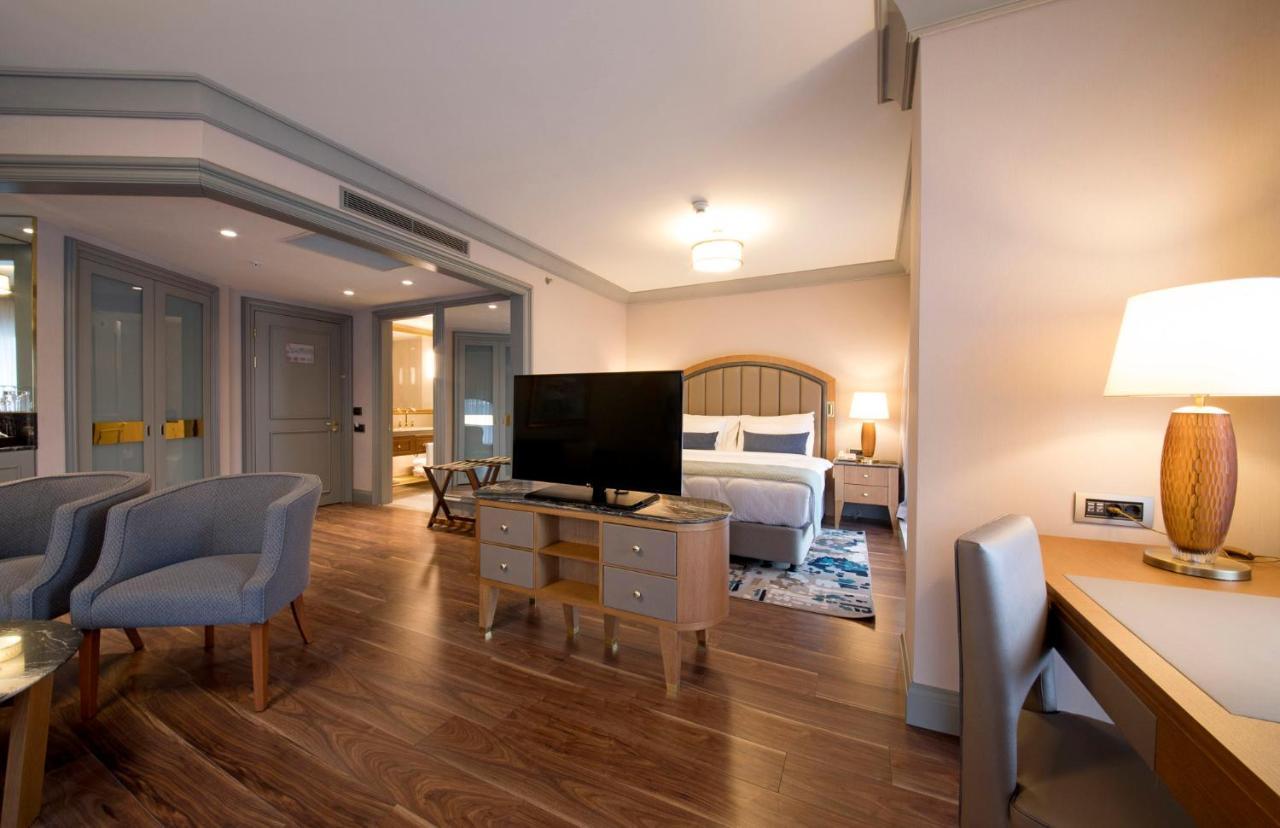 Millennium Istanbul Golden Horn Istambul Exterior foto A suite at the hotel