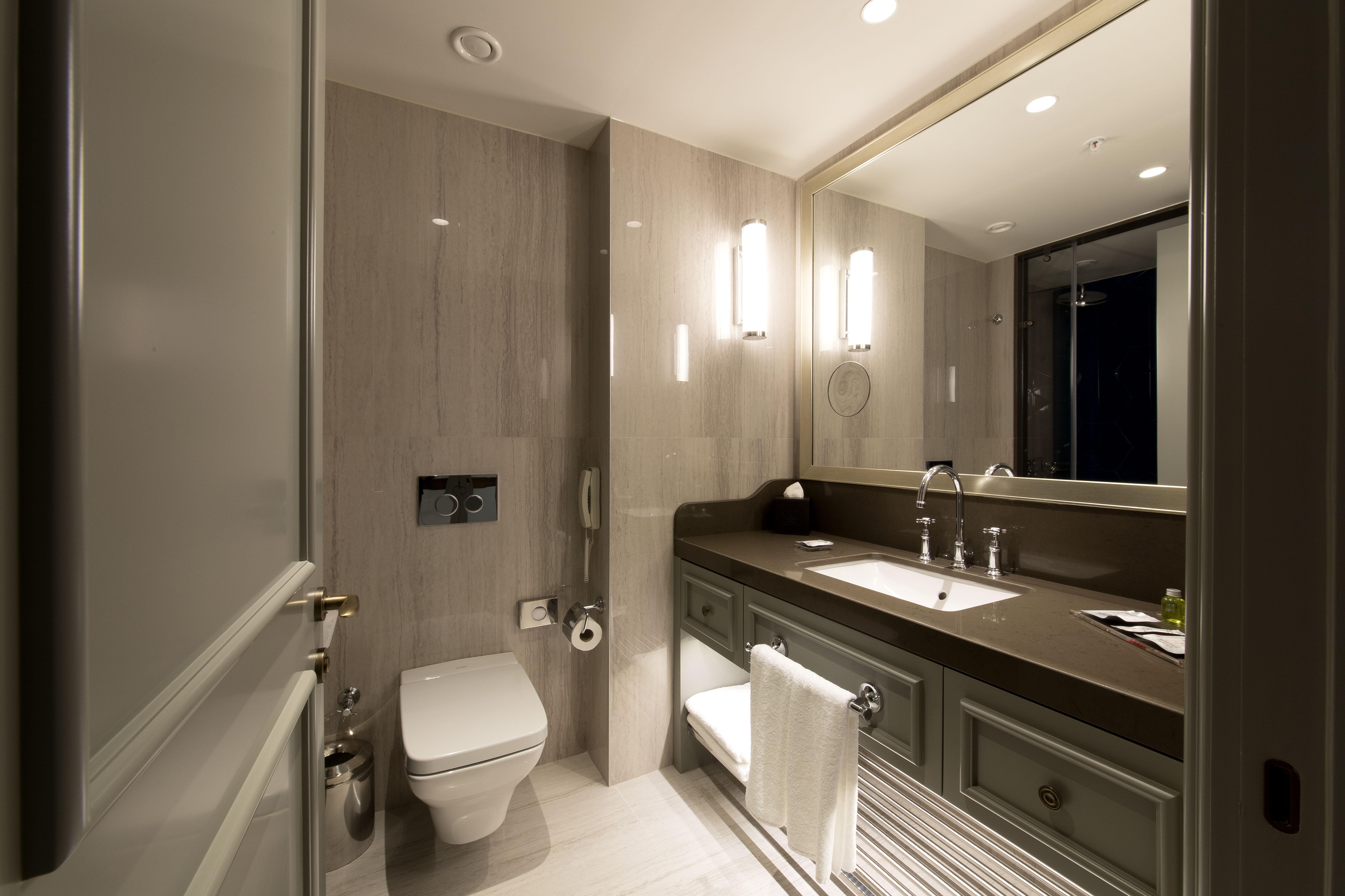 Millennium Istanbul Golden Horn Istambul Exterior foto Bathroom