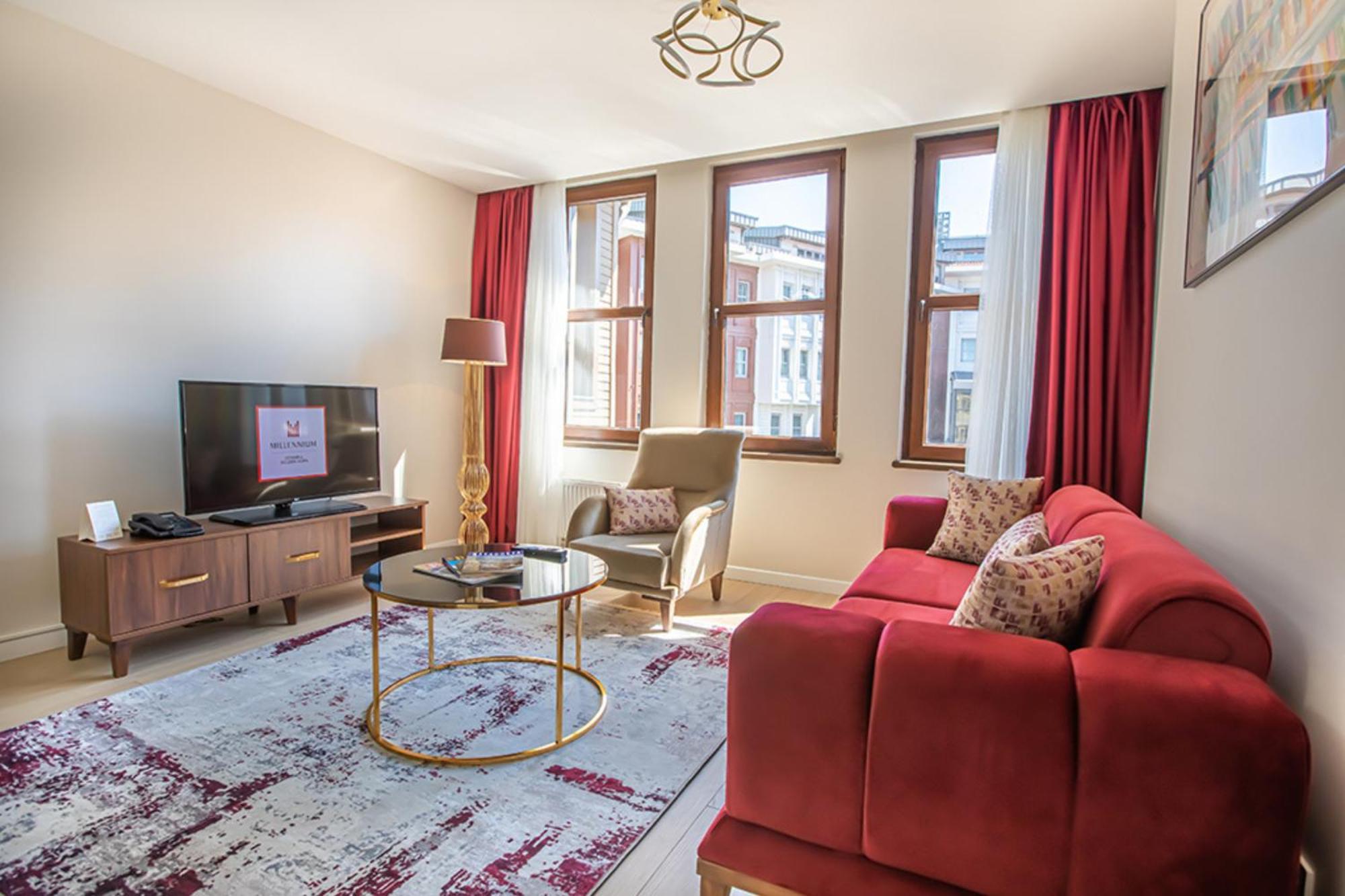 Millennium Istanbul Golden Horn Istambul Exterior foto A living room in a serviced apartment in London